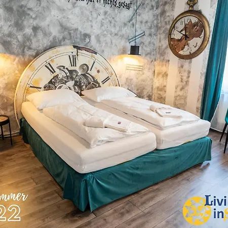 Living Instyle * קרמס אן דר דונאו